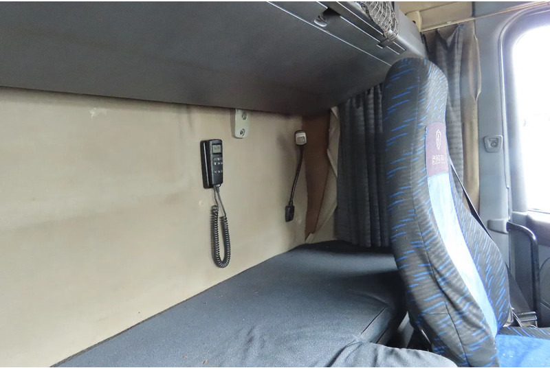 Tracteur routier Scania R420 2 tanks, 2 beds, manual gearbox: photos 13