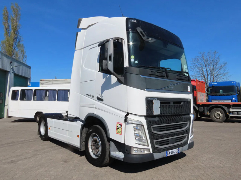Volvo FH 460 YV2RTY0A3JB867622, FRIGO, 2X FUEL TANK, frigo, EURO6 - Tracteur routier: photos 1 Volvo FH 460 YV2RTY0A3JB867622, FRIGO, 2X FUEL TANK, frigo, EURO6 - Tracteur routier: photos 1