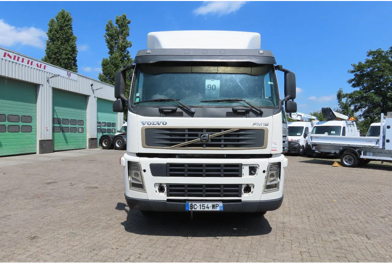 Volvo FM 12.380 8x4 FULL SPRING. 100% condition! - Châssis cabine: photos 4 Volvo FM 12.380 8x4 FULL SPRING. 100% condition! - Châssis cabine: photos 4