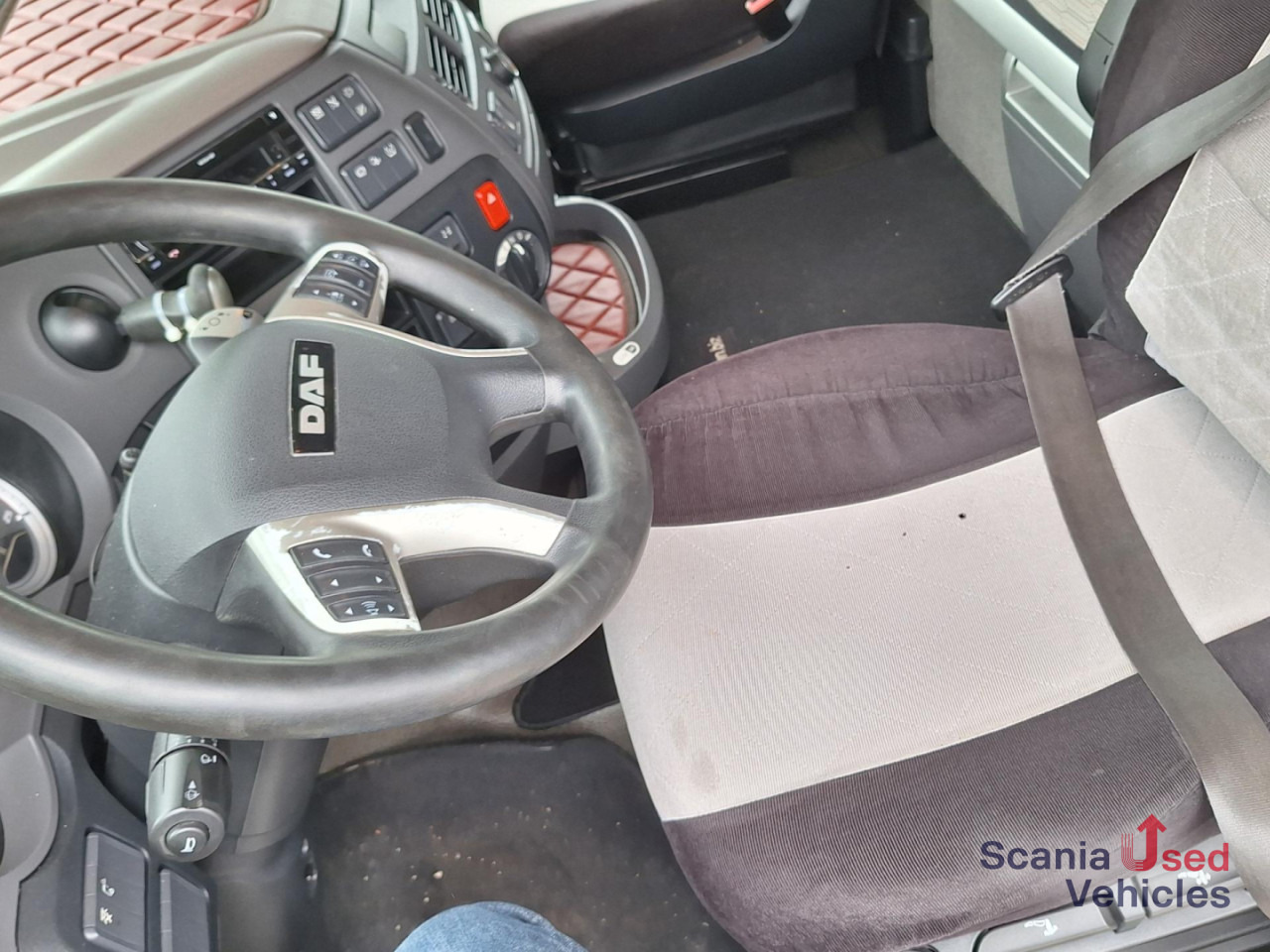 DAF XF 480 6x2 SSC Intarder ! - Camion porte-conteneur/ Caisse mobile: photos 2 DAF XF 480 6x2 SSC Intarder ! - Camion porte-conteneur/ Caisse mobile: photos 2