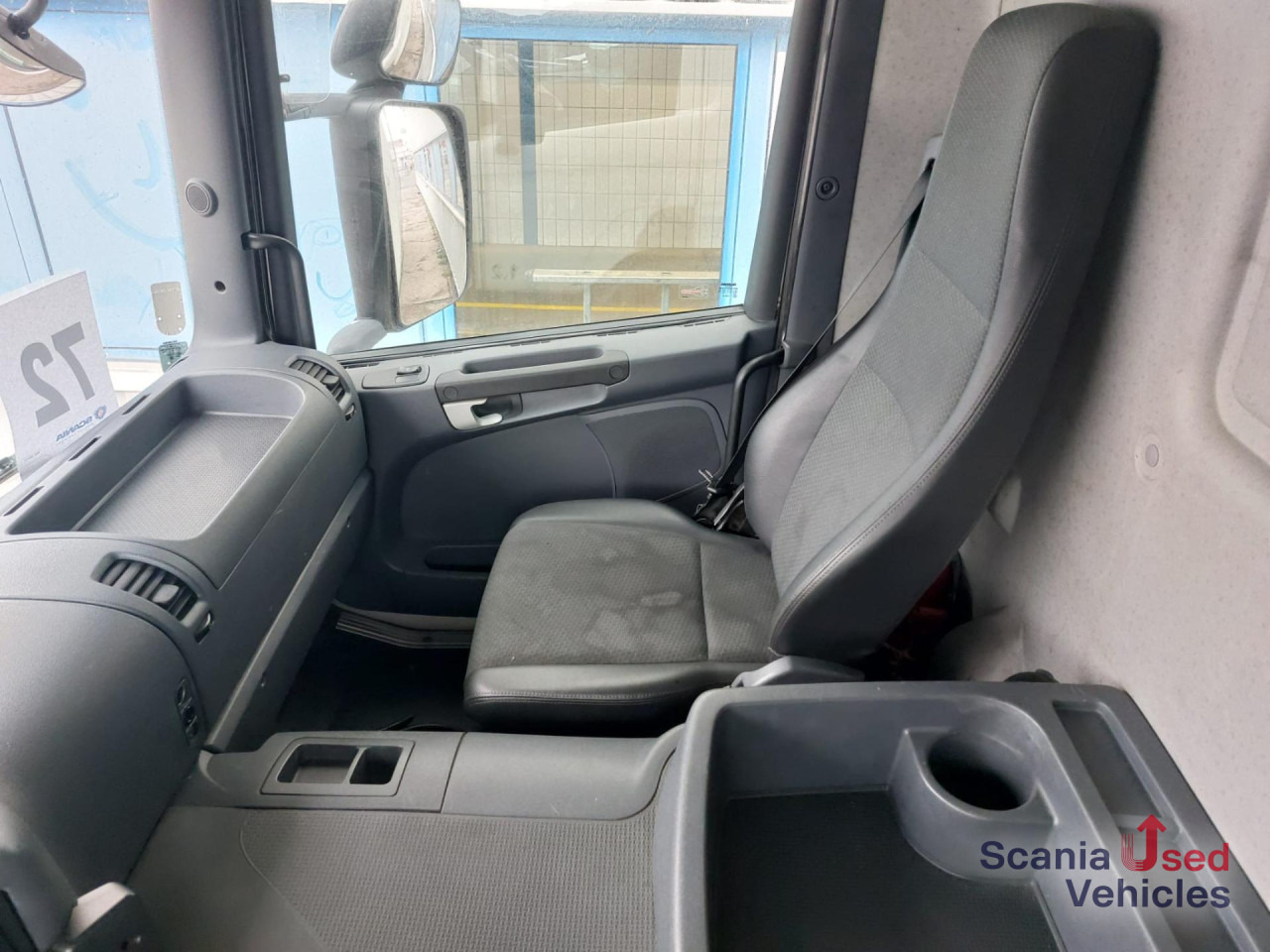 SCANIA P 280 DB4x2MNA Koffer Ladebordwand - Camion fourgon: photos 5 SCANIA P 280 DB4x2MNA Koffer Ladebordwand - Camion fourgon: photos 5