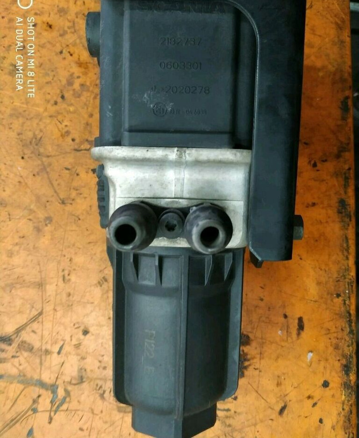 Scania 2182737 2549339 - Système d'échappement pour Camion: photos 3 Scania 2182737 2549339 - Système d'échappement pour Camion: photos 3