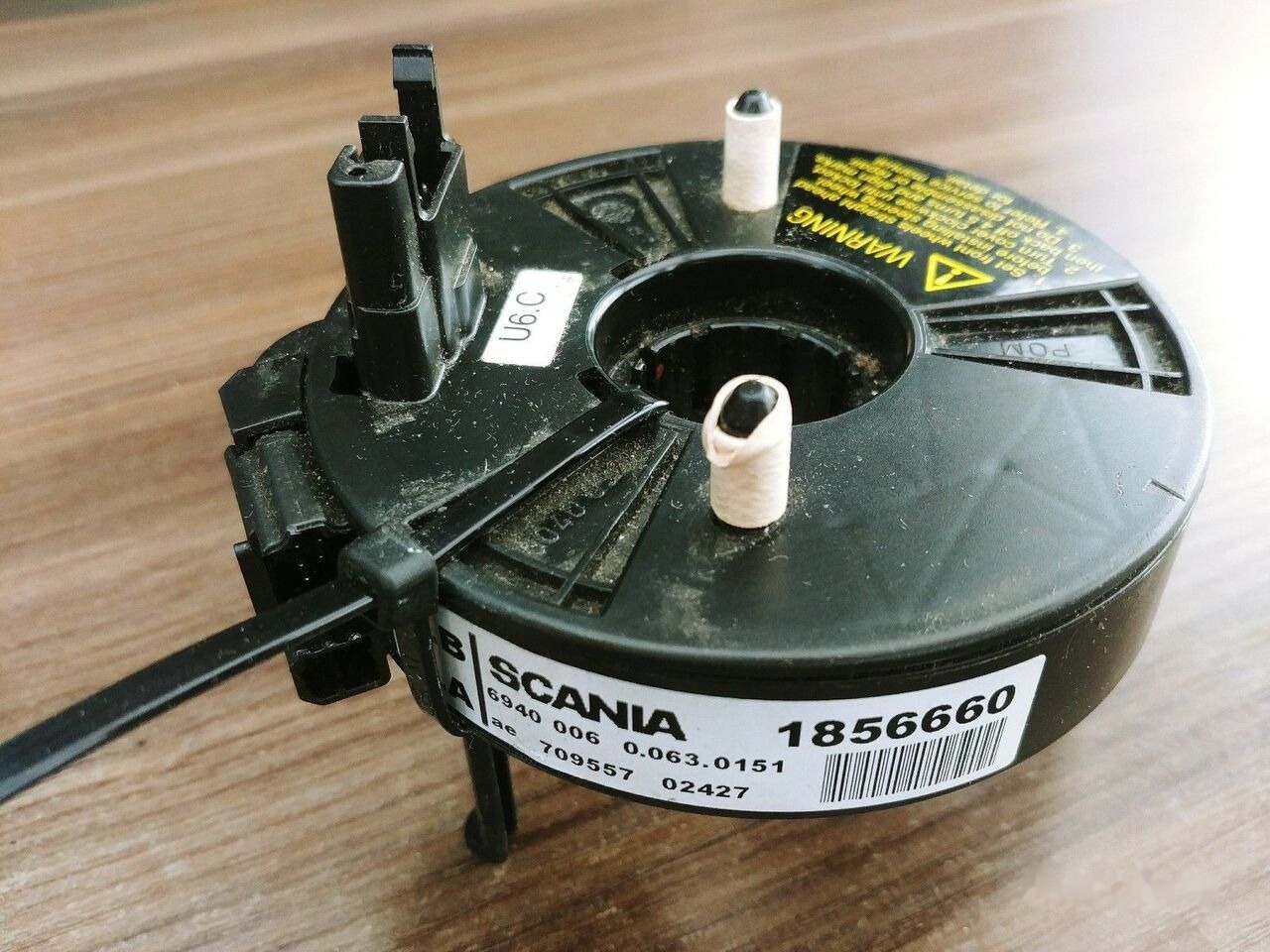 Scania CLOCK COIL SPRING CONNECTOR 1856660 1726784 Scania R - Volant pour Camion: photos 1 Scania CLOCK COIL SPRING CONNECTOR 1856660 1726784 Scania R - Volant pour Camion: photos 1