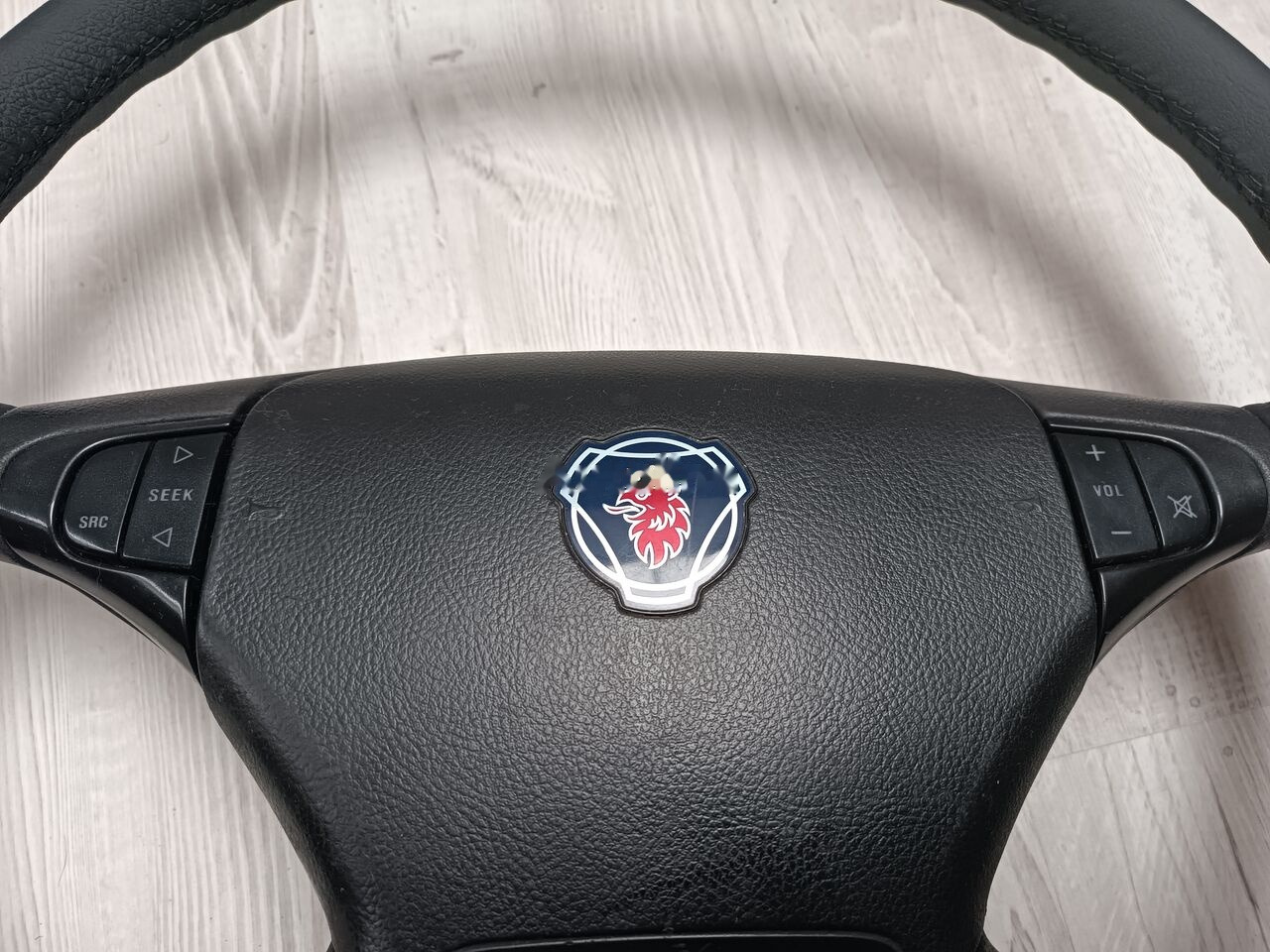 Scania NEW LEATHER Scania R - Volant pour Camion: photos 4 Scania NEW LEATHER Scania R - Volant pour Camion: photos 4