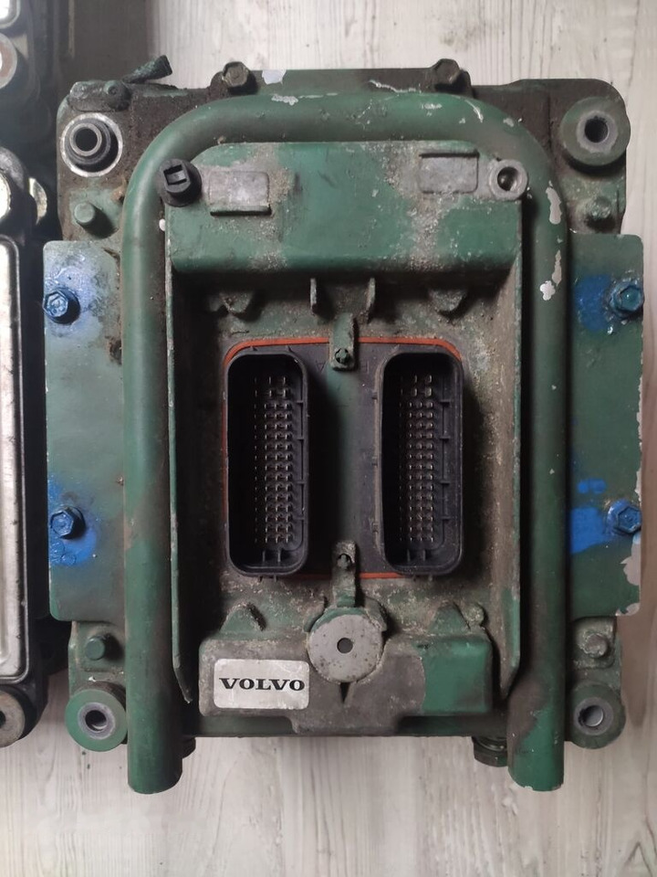Volvo ENGINE ECU 20977019 truck - Bloc de gestion pour Camion: photos 1 Volvo ENGINE ECU 20977019 truck - Bloc de gestion pour Camion: photos 1