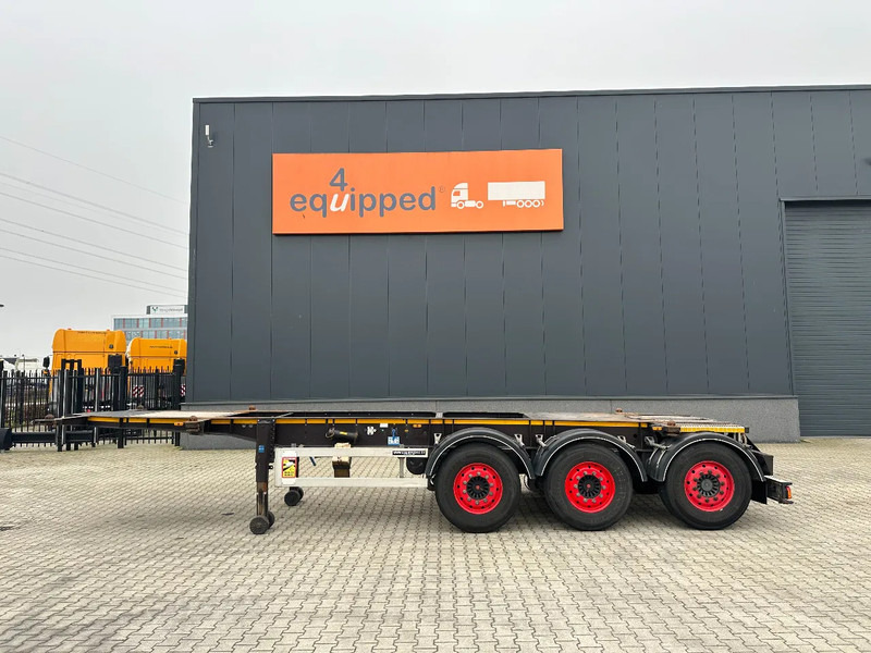 Burg 20FT ADR (EX/II, EX/III, FL, AT) Chassis, Empty weight : 3.690kg, SAF INTRADISC, 2x Liftaxle, NL-chassis, APK/ADR: 06-2025 - Semi-remorque porte-conteneur/ Caisse mobile: photos 2 Burg 20FT ADR (EX/II, EX/III, FL, AT) Chassis, Empty weight : 3.690kg, SAF INTRADISC, 2x Liftaxle, NL-chassis, APK/ADR: 06-2025 - Semi-remorque porte-conteneur/ Caisse mobile: photos 2
