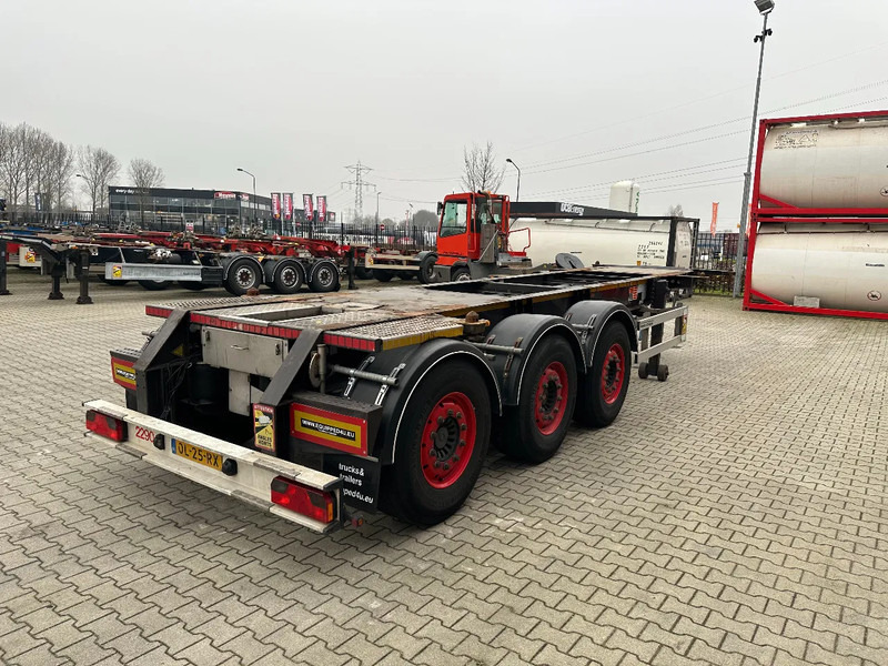 Burg 20FT ADR (EX/II, EX/III, FL, AT) Chassis, Empty weight : 3.690kg, SAF INTRADISC, 2x Liftaxle, NL-chassis, APK/ADR: 06-2025 - Semi-remorque porte-conteneur/ Caisse mobile: photos 4 Burg 20FT ADR (EX/II, EX/III, FL, AT) Chassis, Empty weight : 3.690kg, SAF INTRADISC, 2x Liftaxle, NL-chassis, APK/ADR: 06-2025 - Semi-remorque porte-conteneur/ Caisse mobile: photos 4