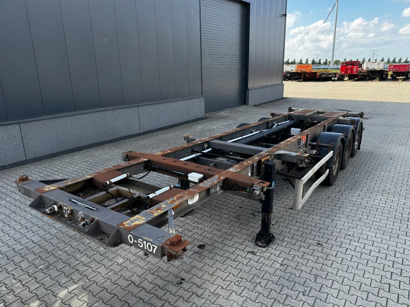 DESOT 20FT/30FT ADR-Chassis, Liftachse, Heckbundig, 2x vorhanden - Semi-remorque porte-conteneur/ Caisse mobile: photos 4 DESOT 20FT/30FT ADR-Chassis, Liftachse, Heckbundig, 2x vorhanden - Semi-remorque porte-conteneur/ Caisse mobile: photos 4