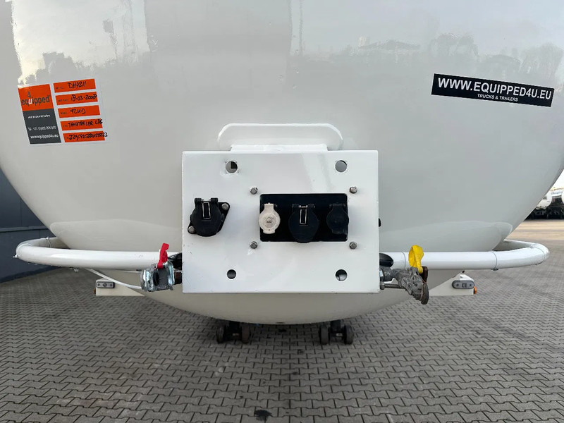 Semi-remorque citerne pour transport de carburant Diversen Fluid, 50.100L, P28BH, Propane, Butan, GAZ, ADR, DP: 06/30: photos 17 Semi-remorque citerne pour transport de carburant Diversen Fluid, 50.100L, P28BH, Propane, Butan, GAZ, ADR, DP: 06/30: photos 17