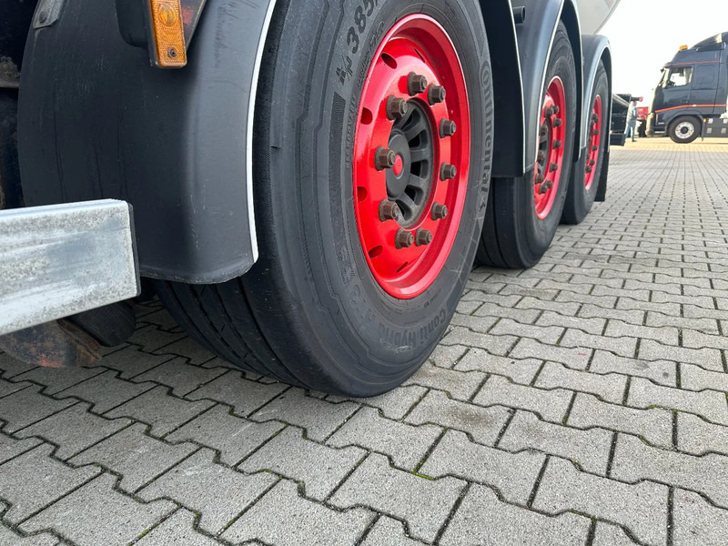 Semi-remorque citerne pour transport de carburant Diversen Fluid, 50.100L, P28BH, Propane, Butan, GAZ, ADR, DP: 06/30: photos 19 Semi-remorque citerne pour transport de carburant Diversen Fluid, 50.100L, P28BH, Propane, Butan, GAZ, ADR, DP: 06/30: photos 19