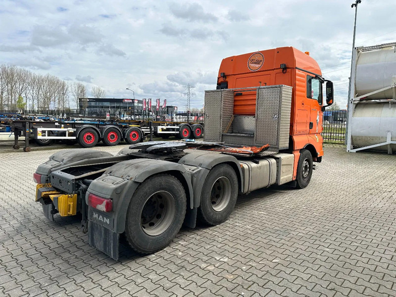 MAN TGX 26.480 6x4, MANUAL GEARBOX, ONLY CABIN DAMAGE, 231.000KM - Tracteur routier: photos 4 MAN TGX 26.480 6x4, MANUAL GEARBOX, ONLY CABIN DAMAGE, 231.000KM - Tracteur routier: photos 4