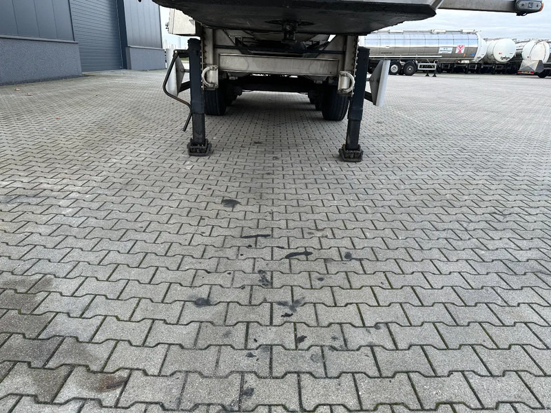 Semi-remorque citerne pour transport de la nourriture Van Hool FOOD / 39.000L / 3-COMP / INOX / NL-trailer / APK: 07/2026: photos 13