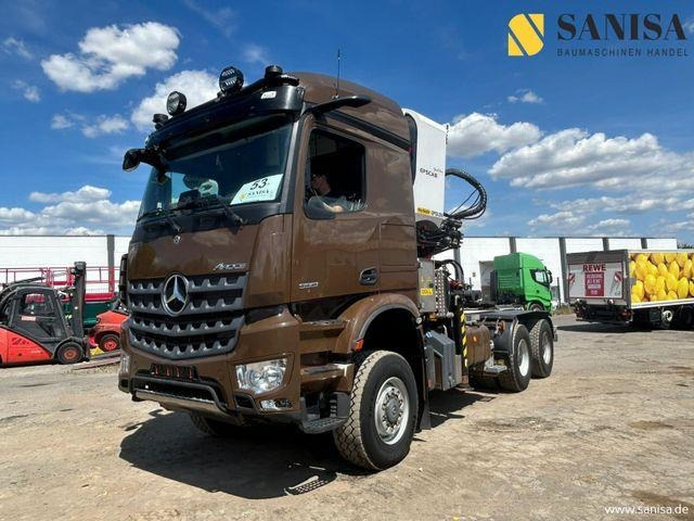 MERCEDES-BENZ Arocs 3351/6x6/Palfinger Epolsion S260/Langholz - Camion grumier: photos 1 MERCEDES-BENZ Arocs 3351/6x6/Palfinger Epolsion S260/Langholz - Camion grumier: photos 1