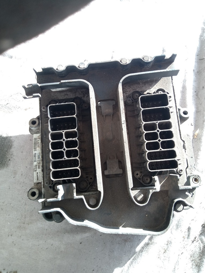 EDC Scania R500 DC1606 1858304 - Bloc de gestion pour Camion: photos 2 EDC Scania R500 DC1606 1858304 - Bloc de gestion pour Camion: photos 2