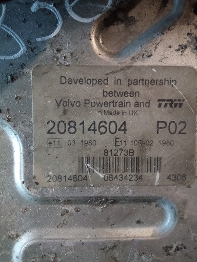EDC VOLVO FH520 D13A520 20814604 20814604 P02 - Bloc de gestion pour Camion: photos 1 EDC VOLVO FH520 D13A520 20814604 20814604 P02 - Bloc de gestion pour Camion: photos 1