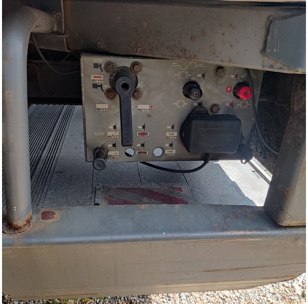 LAMBERET kast - Semi-remorque fourgon: photos 5 LAMBERET kast - Semi-remorque fourgon: photos 5