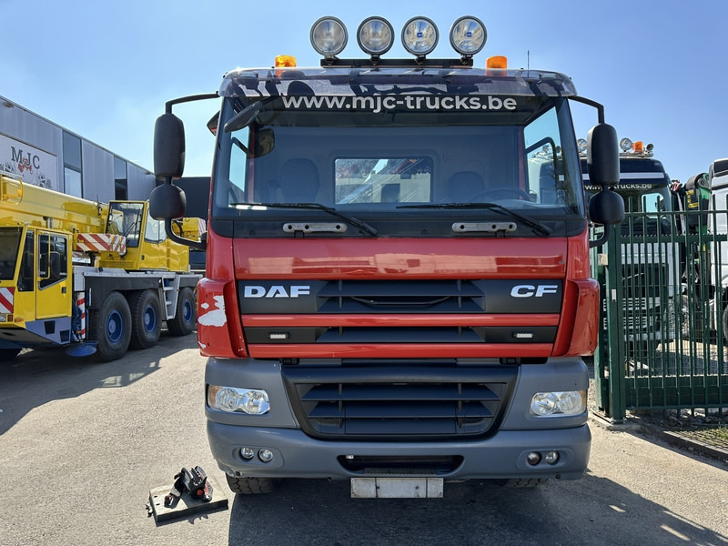 DAF CF 85.410 8x4 HOOKLIFT + CRANE HIAB 244 EP-3 HIDUO - Radio - Rotator - RETARDER - EURO 4 - BIG AXLES HUB REDUCTION - Camion ampliroll, Camion grue: photos 3 DAF CF 85.410 8x4 HOOKLIFT + CRANE HIAB 244 EP-3 HIDUO - Radio - Rotator - RETARDER - EURO 4 - BIG AXLES HUB REDUCTION - Camion ampliroll, Camion grue: photos 3