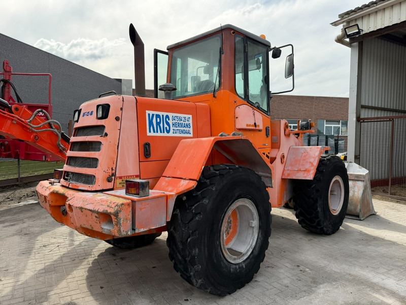 Hitachi W130 4x4 WHEEL LOADER - 13T - 11.082 HOURS - CE - BELGIAN MACHINE - Chargeuse sur pneus: photos 3 Hitachi W130 4x4 WHEEL LOADER - 13T - 11.082 HOURS - CE - BELGIAN MACHINE - Chargeuse sur pneus: photos 3