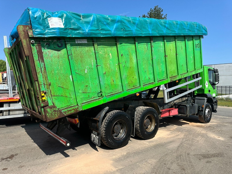 Iveco TRAKKER 310 6x4 STEEL TIPPER / KIPPER 35m³ - MANUAL ZF - BIG AXLES / HUB REDUCTION - STEEL SPRING / BLATT / LAMES - Camion benne: photos 4 Iveco TRAKKER 310 6x4 STEEL TIPPER / KIPPER 35m³ - MANUAL ZF - BIG AXLES / HUB REDUCTION - STEEL SPRING / BLATT / LAMES - Camion benne: photos 4