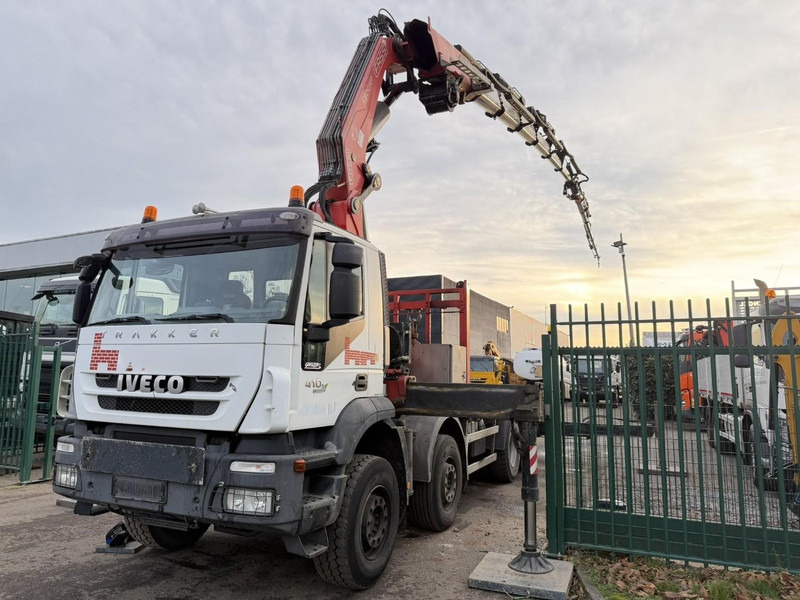 Iveco TRAKKER 410 8x4 + 32m! KRAN FASSI F800 6x + FLY-JIB 6x + WINCH - MANUAL ZF - CURSOR 13 - *183.000km* - BIG AXLES / HUB REDUCTION - BE TRUCK - Camion plateau, Camion grue: photos 2 Iveco TRAKKER 410 8x4 + 32m! KRAN FASSI F800 6x + FLY-JIB 6x + WINCH - MANUAL ZF - CURSOR 13 - *183.000km* - BIG AXLES / HUB REDUCTION - BE TRUCK - Camion plateau, Camion grue: photos 2