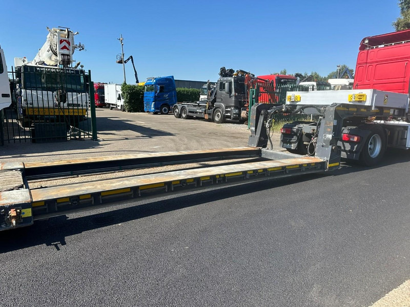 Kässbohrer LB2 48T - LOWBED - TIEFBETT / REMOVABLE NECK - ABNEHMBARE SCHWANENHALS - HYDR STEERING AXLES / LENKACHSEN - BPW - Semi-remorque surbaissé: photos 5 Kässbohrer LB2 48T - LOWBED - TIEFBETT / REMOVABLE NECK - ABNEHMBARE SCHWANENHALS - HYDR STEERING AXLES / LENKACHSEN - BPW - Semi-remorque surbaissé: photos 5