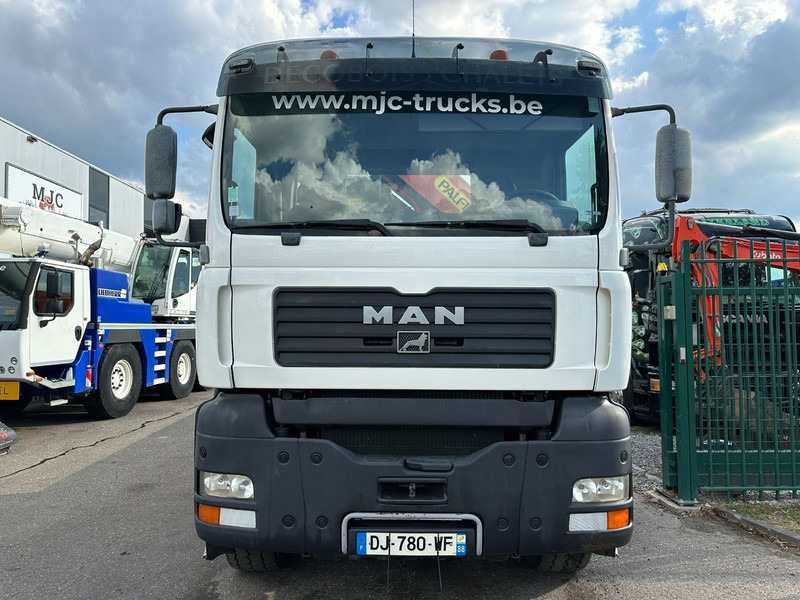 MAN TGA 33.350 6x6 PRITSCHE + (27.5m) KRAN PALFINGER PK36002 E 6x + JIB + WINCH - *184.000km* - MANUAL - EURO 3 - Camion plateau, Camion grue: photos 3 MAN TGA 33.350 6x6 PRITSCHE + (27.5m) KRAN PALFINGER PK36002 E 6x + JIB + WINCH - *184.000km* - MANUAL - EURO 3 - Camion plateau, Camion grue: photos 3