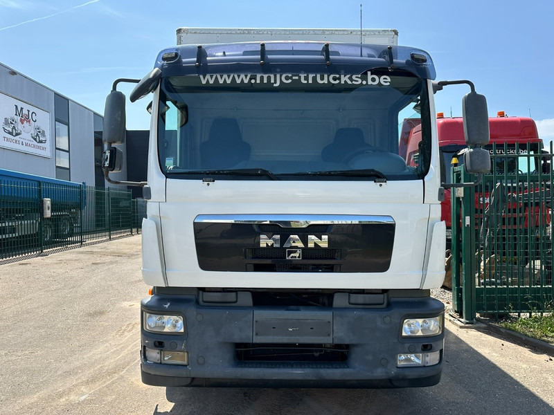 MAN TGM 18.290 CLOSED BOX 8m80 x 2m48 x 2m48 - EURO 5 - AIR SUSP - A/C - TAILLIFT 2000kg - BELGIAN TRUCK - Camion fourgon: photos 2 MAN TGM 18.290 CLOSED BOX 8m80 x 2m48 x 2m48 - EURO 5 - AIR SUSP - A/C - TAILLIFT 2000kg - BELGIAN TRUCK - Camion fourgon: photos 2