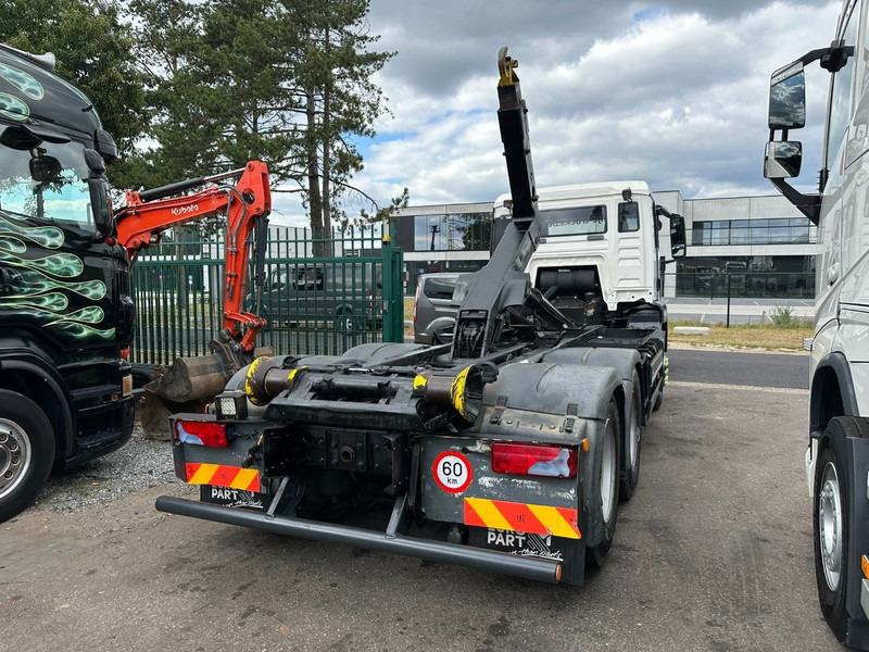MAN TGS 28.360 6x2 HOOKLIFT 21T HIAB MULTILIFT XR21-S51 - LIFT AXLE - BE TRUCK - Camion ampliroll: photos 3 MAN TGS 28.360 6x2 HOOKLIFT 21T HIAB MULTILIFT XR21-S51 - LIFT AXLE - BE TRUCK - Camion ampliroll: photos 3