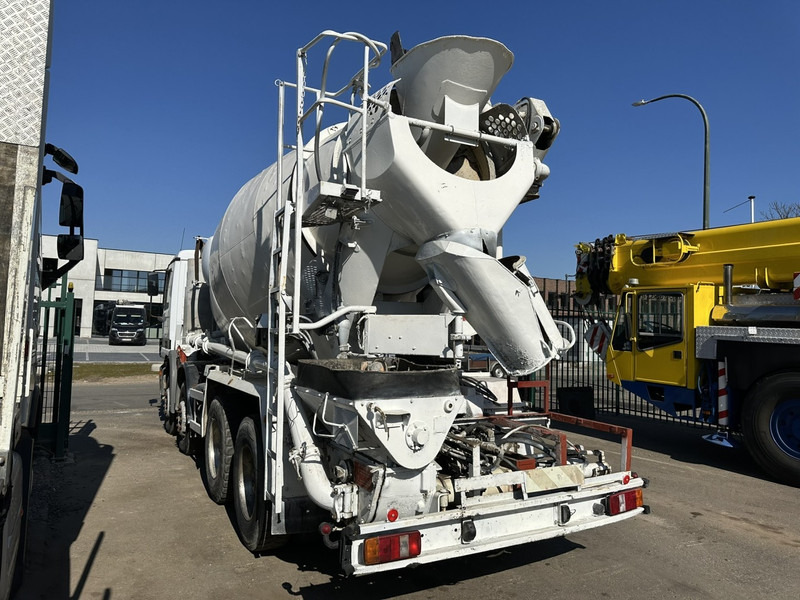Mercedes-Benz ACTROS 3235 8x4 PUMI SCHWING - MIXER + PUMP - STEEL SPRING / HUB REDUCTION - AP ACHSEN - Camion pompe: photos 5 Mercedes-Benz ACTROS 3235 8x4 PUMI SCHWING - MIXER + PUMP - STEEL SPRING / HUB REDUCTION - AP ACHSEN - Camion pompe: photos 5