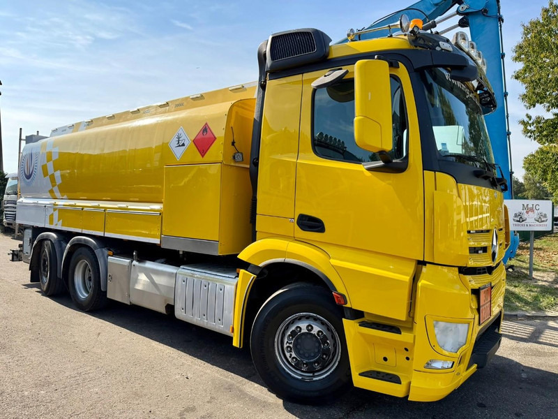 Mercedes-Benz ANTOS 2632 6x2 FUEL TANKER 16.000L - 4 COMP - DIESEL / PETROL - RETARDER - EURO 6 - LIFT / STEERING AXLE - *FULL AIR* - BE TRUCK - Camion citerne: photos 1 Mercedes-Benz ANTOS 2632 6x2 FUEL TANKER 16.000L - 4 COMP - DIESEL / PETROL - RETARDER - EURO 6 - LIFT / STEERING AXLE - *FULL AIR* - BE TRUCK - Camion citerne: photos 1