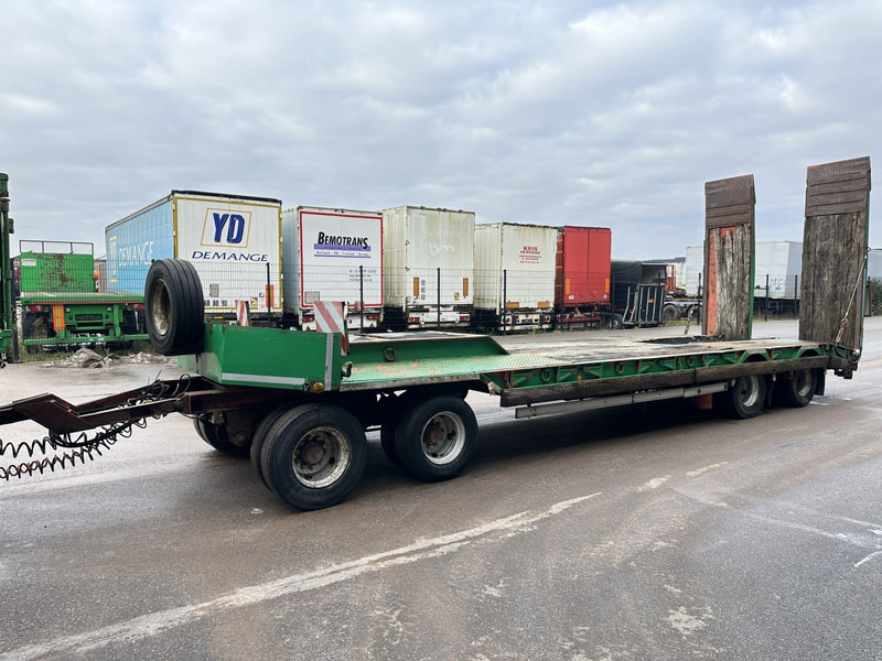 Robuste Kaiser R4004F 40T - 4-AS DIEPLADER / LOWLOADER - STEEL SPRING / BLADVERING / LAMES - BE PAPERS - Remorque porte-engin surbaissée: photos 5 Robuste Kaiser R4004F 40T - 4-AS DIEPLADER / LOWLOADER - STEEL SPRING / BLADVERING / LAMES - BE PAPERS - Remorque porte-engin surbaissée: photos 5