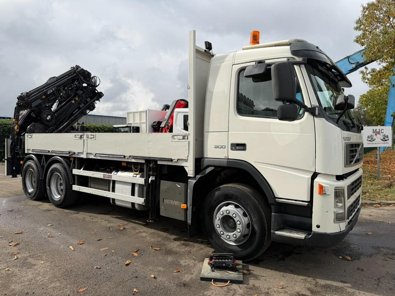 Volvo FM 300 6x4 + (25.8m!) PRITSCHE + KRAN HIAB 245 E-5 + JIB 65 X-3 + 2 ME - *228.000km* - MANUAL - A/C - EURO 3 - BELGIAN TRUCK - Camion plateau, Camion grue: photos 1 Volvo FM 300 6x4 + (25.8m!) PRITSCHE + KRAN HIAB 245 E-5 + JIB 65 X-3 + 2 ME - *228.000km* - MANUAL - A/C - EURO 3 - BELGIAN TRUCK - Camion plateau, Camion grue: photos 1