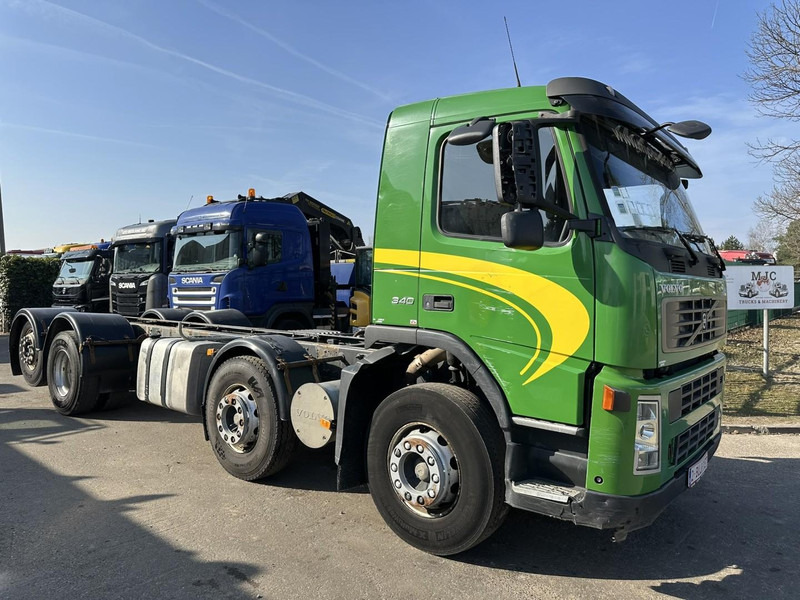 Volvo FM 340 8x2 CHASSIS (7m35) - LIFT+STEERING AXLE - MANUAL GEARBOX - EURO 3 - TÜV 05/2025 - BE TRUCK - Châssis cabine: photos 2 Volvo FM 340 8x2 CHASSIS (7m35) - LIFT+STEERING AXLE - MANUAL GEARBOX - EURO 3 - TÜV 05/2025 - BE TRUCK - Châssis cabine: photos 2