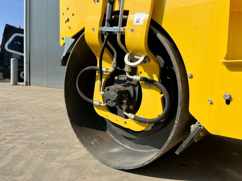 Compacteur neuf Bomag BW100 AD-5: photos 20 Compacteur neuf Bomag BW100 AD-5: photos 20