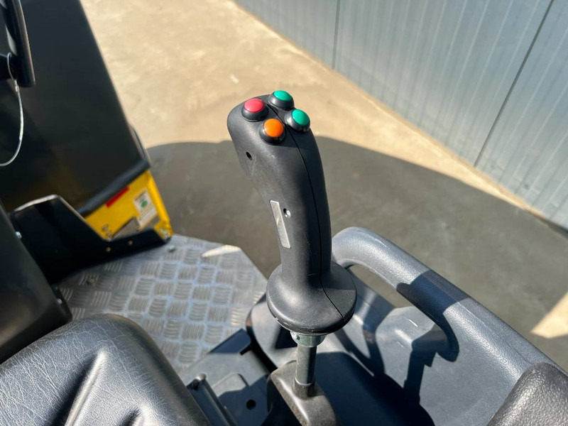 Compacteur neuf Bomag BW100 AD-5: photos 13 Compacteur neuf Bomag BW100 AD-5: photos 13