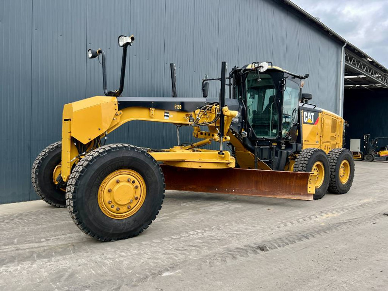 Cat 140M2 AWD - Niveleuse: photos 1 Cat 140M2 AWD - Niveleuse: photos 1