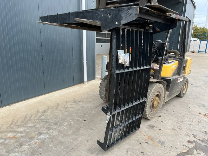 Cat 313E / 320F / 323E / 325F / 329E / 330F / 336E / 3 - Cabine et intérieur pour Engins de chantier: photos 2 Cat 313E / 320F / 323E / 325F / 329E / 330F / 336E / 3 - Cabine et intérieur pour Engins de chantier: photos 2