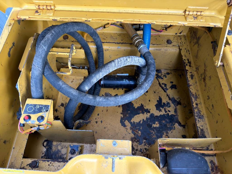 Pelle sur chenille Cat 323D L: photos 17 Pelle sur chenille Cat 323D L: photos 17