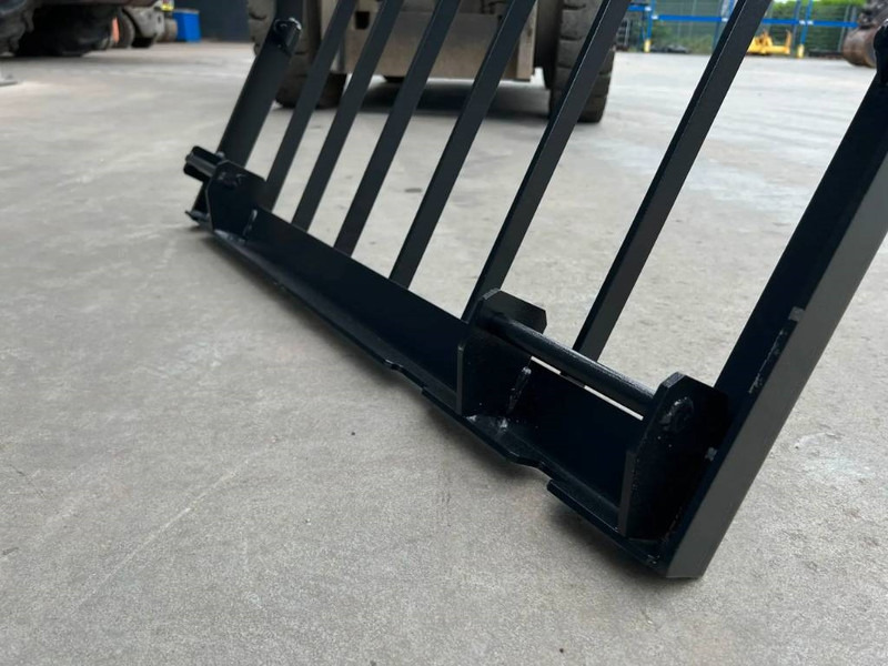 Cat 330D Guard - Cabine et intérieur pour Engins de chantier: photos 5 Cat 330D Guard - Cabine et intérieur pour Engins de chantier: photos 5