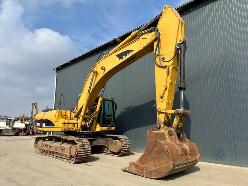 Cat 330D - Pelle sur chenille: photos 3 Cat 330D - Pelle sur chenille: photos 3