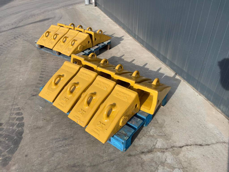 Cat 365 / 374 / 385 / 390 Tips - Godet pour Engins de chantier: photos 2 Cat 365 / 374 / 385 / 390 Tips - Godet pour Engins de chantier: photos 2