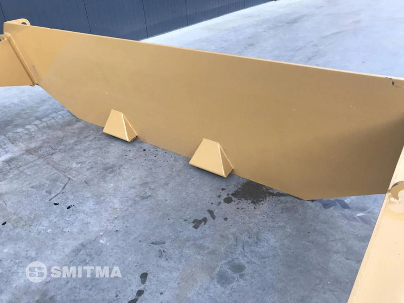 Cat 730 - Hayon élévateur pour Engins de chantier: photos 3 Cat 730 - Hayon élévateur pour Engins de chantier: photos 3