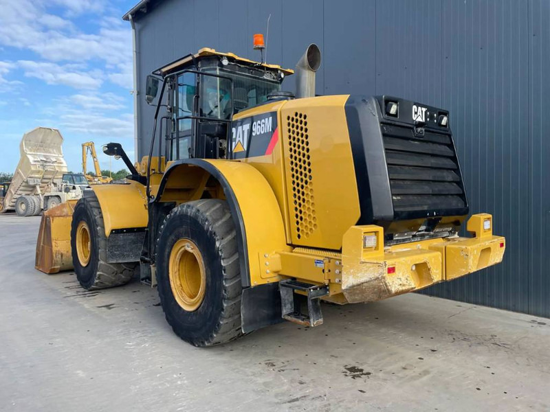Cat 966M - Chargeuse sur pneus: photos 2 Cat 966M - Chargeuse sur pneus: photos 2