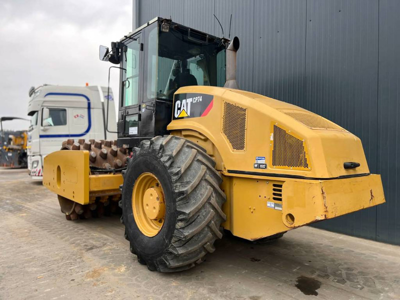 Cat CP74 - Compacteur: photos 2 Cat CP74 - Compacteur: photos 2