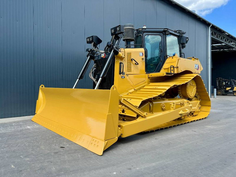 Cat D6 LGP with CE - Bulldozer: photos 4 Cat D6 LGP with CE - Bulldozer: photos 4