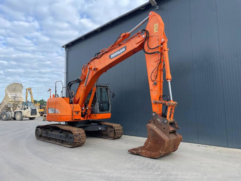 Doosan DX235LCR - Pelle sur chenille: photos 3 Doosan DX235LCR - Pelle sur chenille: photos 3