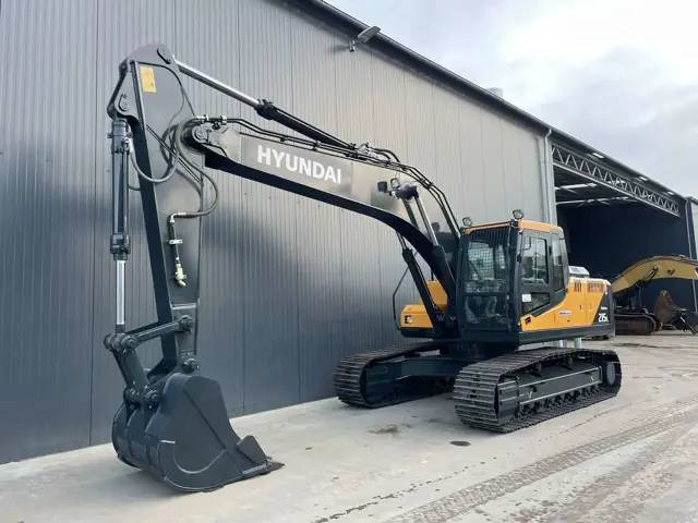 Hyundai R215L - Pelle sur chenille: photos 1 Hyundai R215L - Pelle sur chenille: photos 1