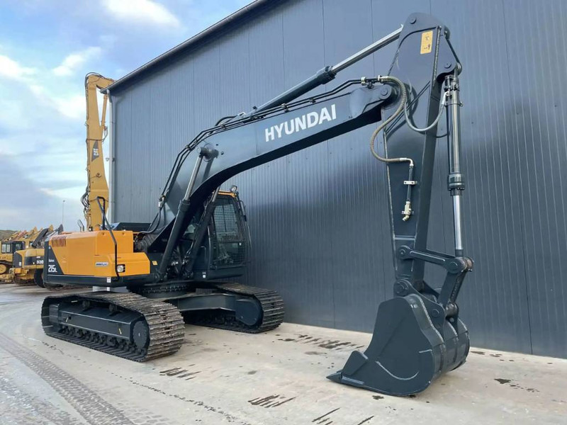 Hyundai R215L - Pelle sur chenille: photos 3 Hyundai R215L - Pelle sur chenille: photos 3