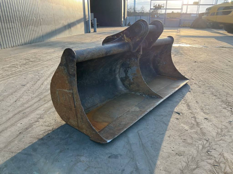 Miller Caterpillar 311D / 312D / 312E / 313F / 314D / 31 - Godet pour Engins de chantier: photos 3 Miller Caterpillar 311D / 312D / 312E / 313F / 314D / 31 - Godet pour Engins de chantier: photos 3