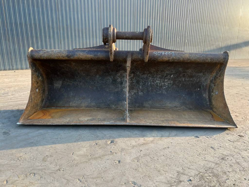 Miller Caterpillar 311D / 312D / 312E / 313F / 314D / 31 - Godet pour Engins de chantier: photos 2 Miller Caterpillar 311D / 312D / 312E / 313F / 314D / 31 - Godet pour Engins de chantier: photos 2